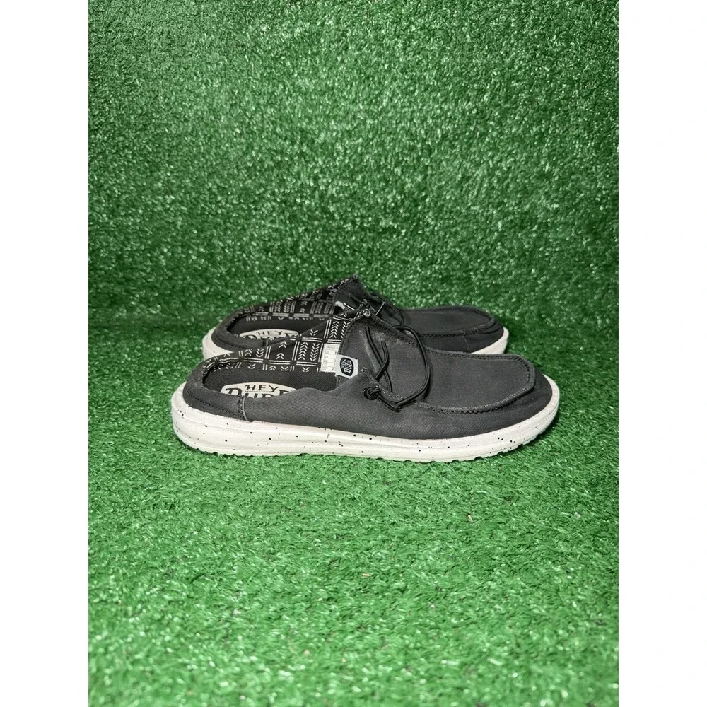 Hey Dude Wendy Slip On Womens Size 7 Grey Beach Shoes Comfort Slip On Loafer